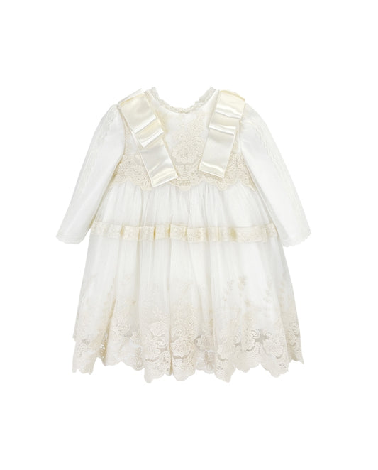 Amaya dress with long sleeves.