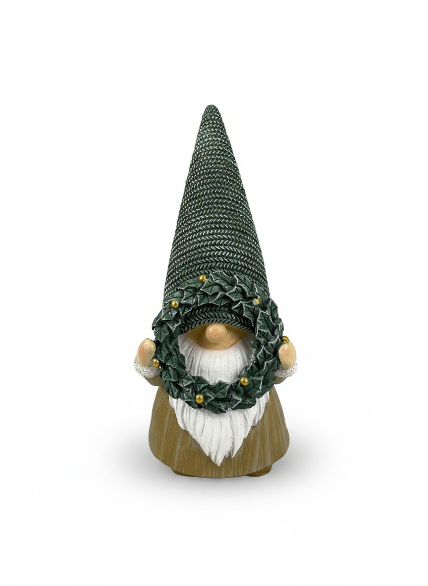Polyresin Gnome with Wreath | 16cm