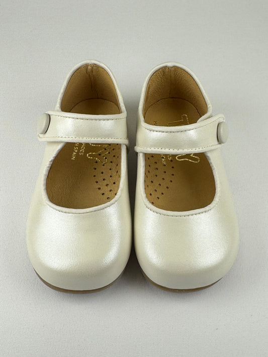 BONE girl's leather shoe