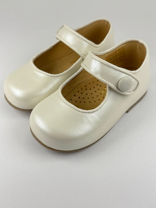 BONE girl's leather shoe