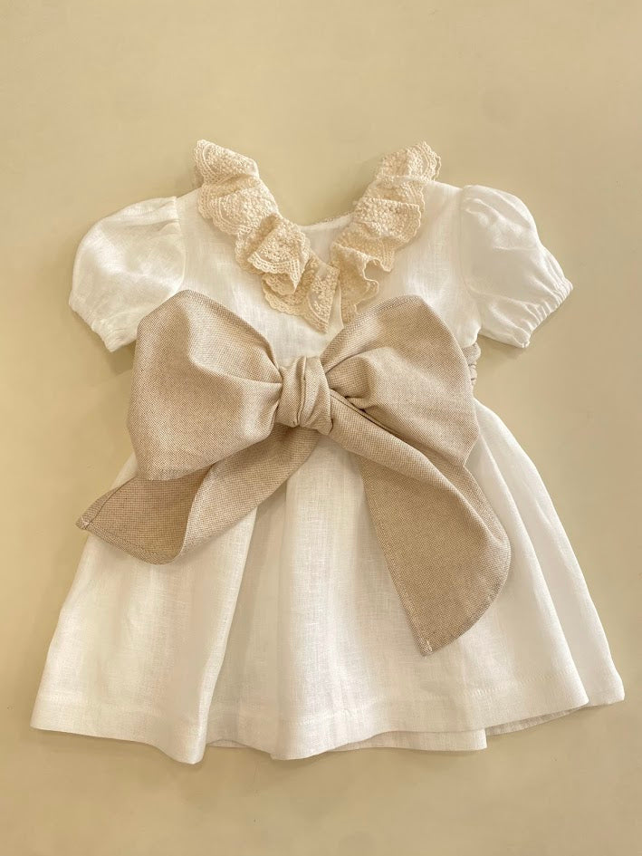Vestido HG com Gola Rendada