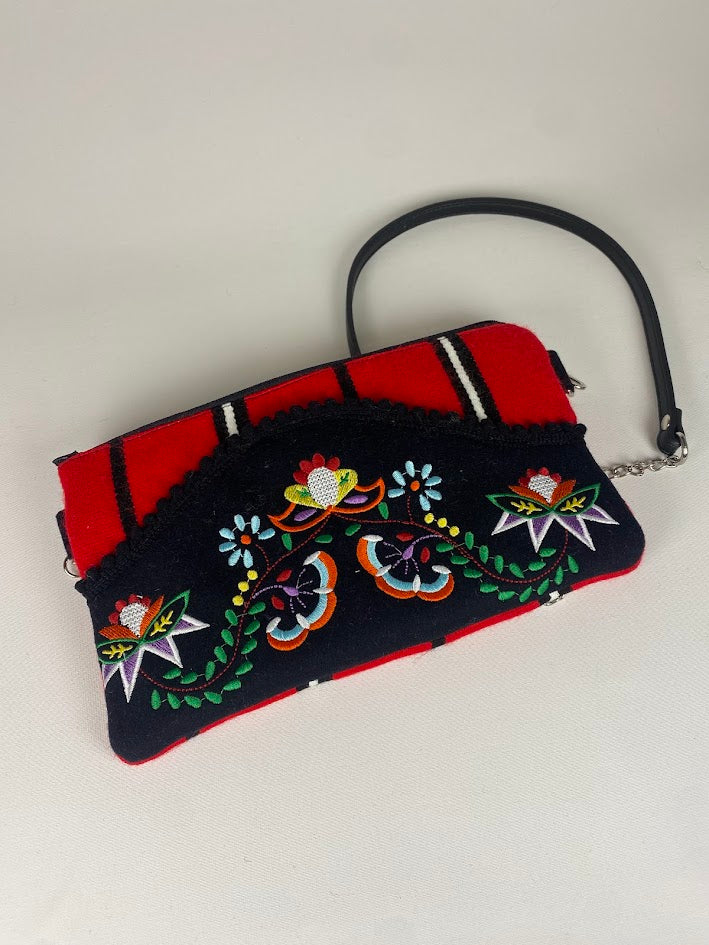 Bolsa Romaria Bordada