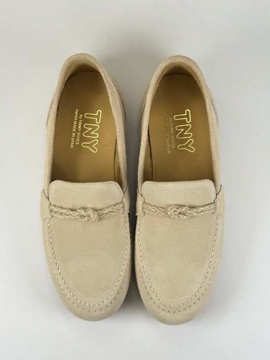 Suede moccasin shoe