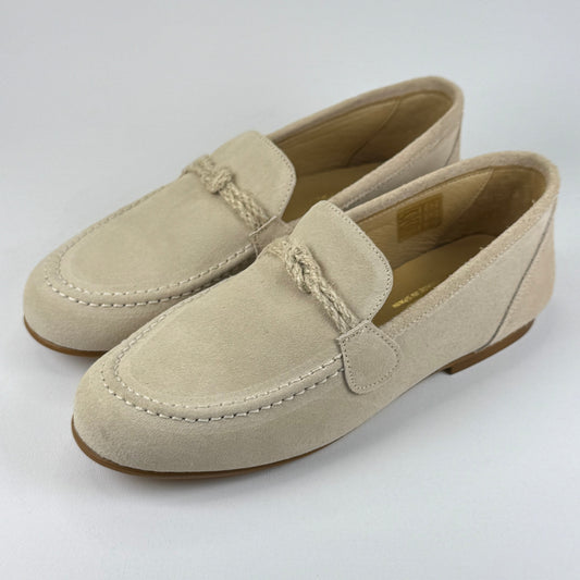 Suede moccasin shoe