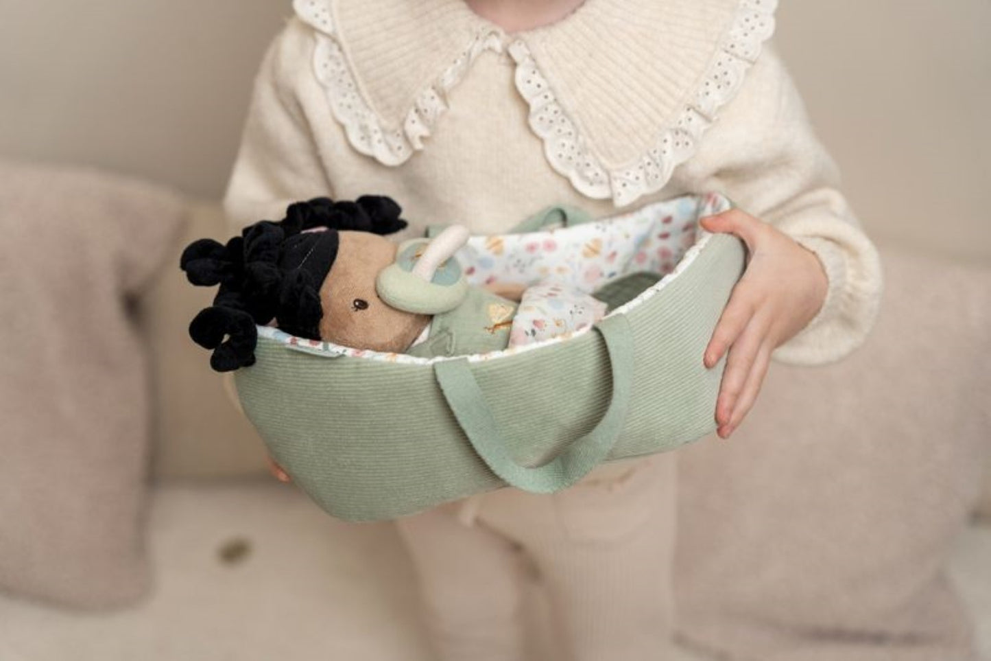 Baby Evi with carrycot|Flowers & Butterflies