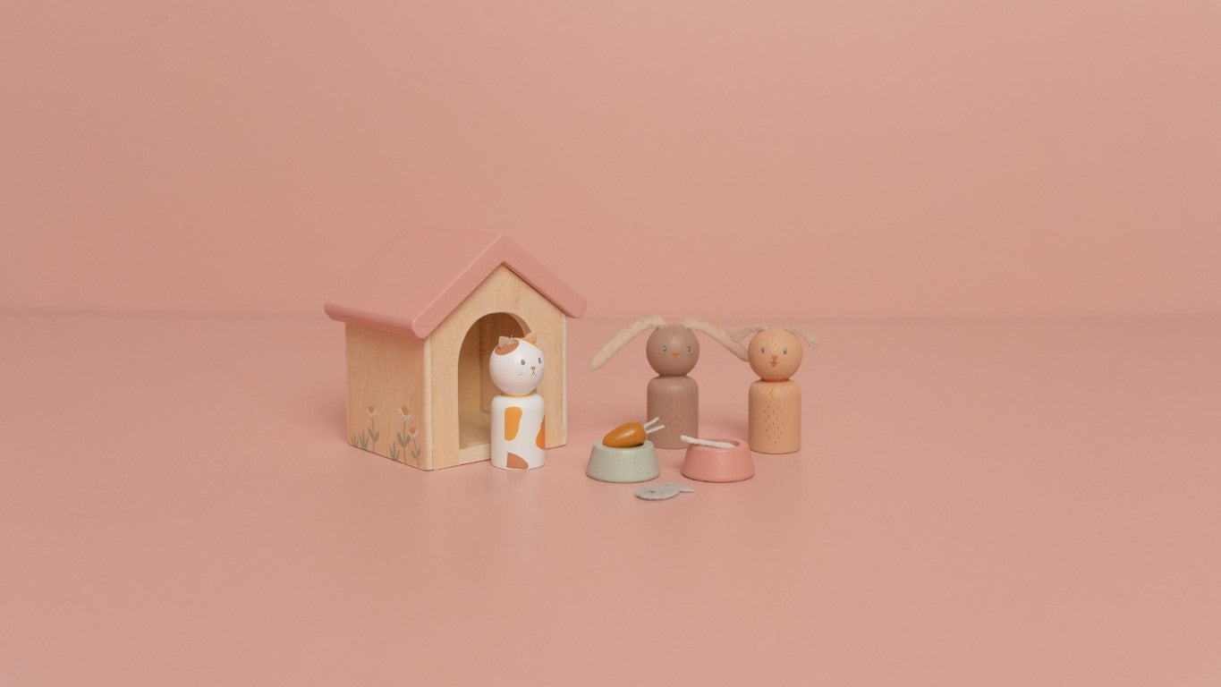 Extension pour animaux de compagnie de la maison de poupée