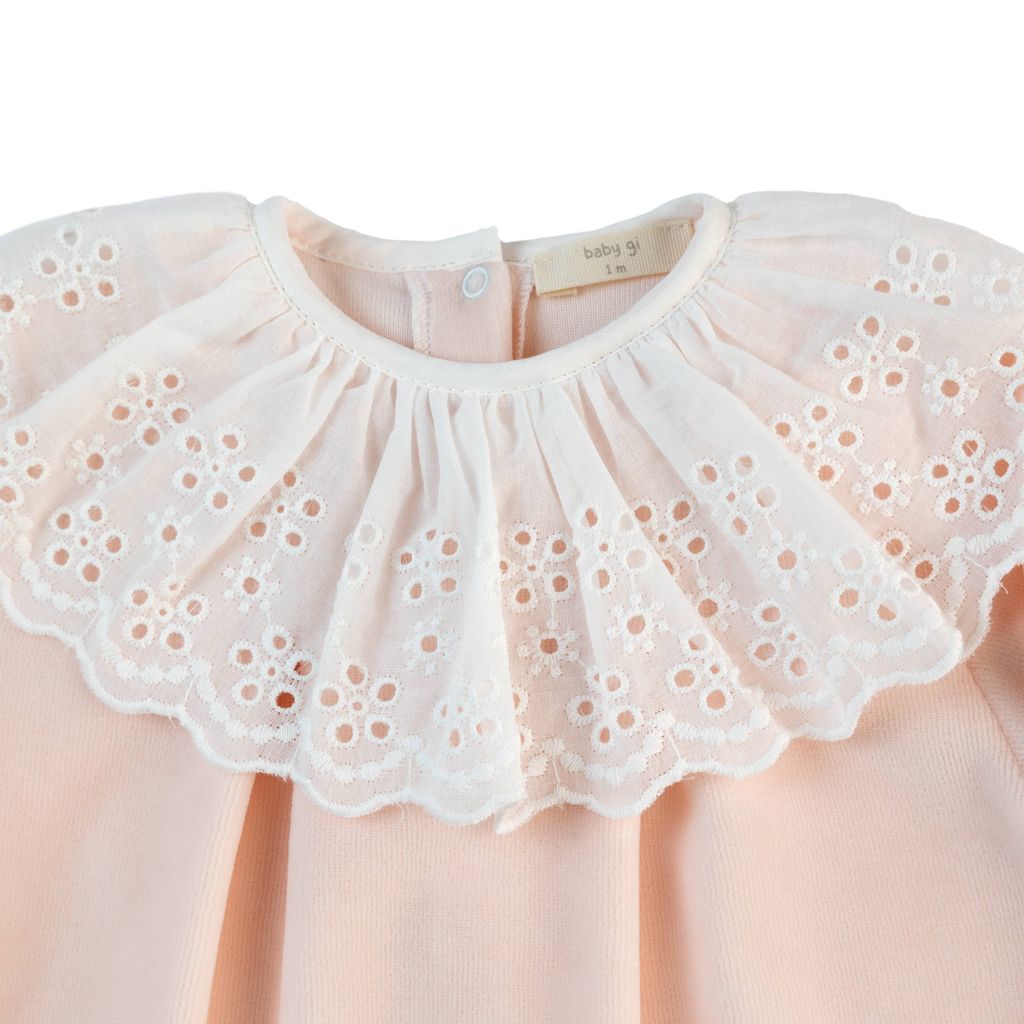 Babygrow c/bordado inglês