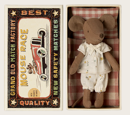 Big Sister Mouse in a Matchbox | 13cm