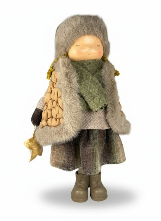 Girl with Star in Polyresin | 40cm