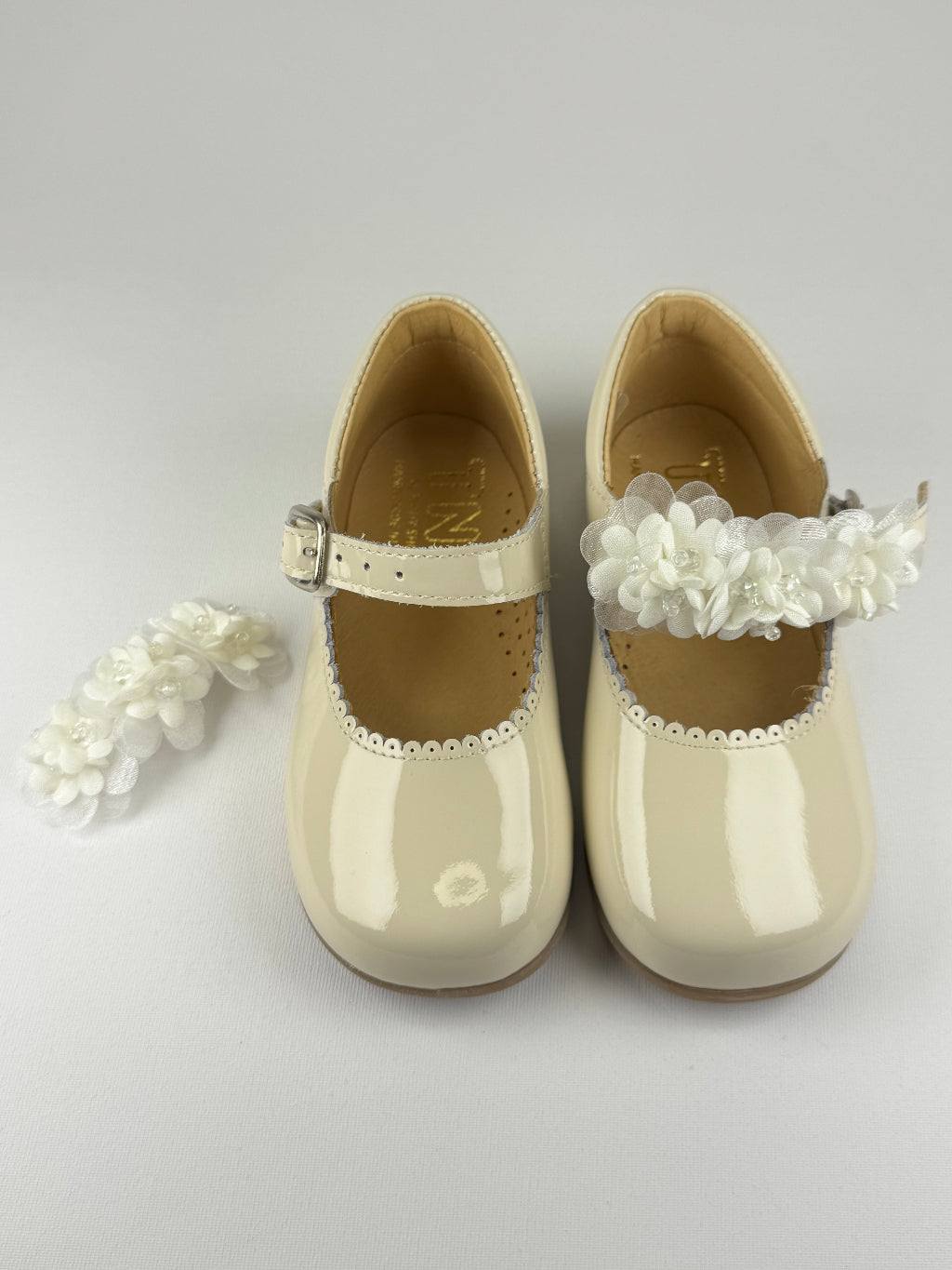 shoe with flowers