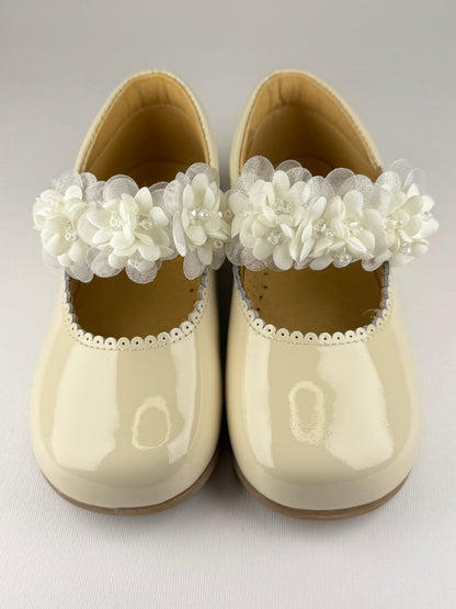 shoe with flowers