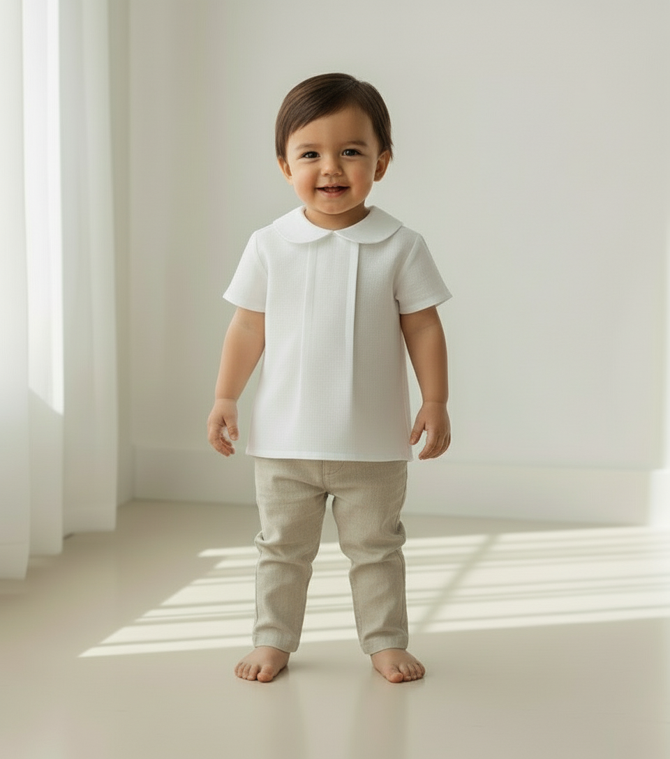 Camisa em linho gola redonda