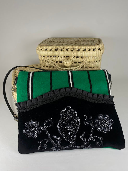 Sac brodé en verre 28x23cm