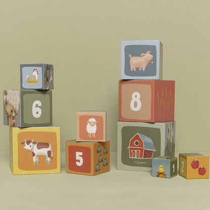 Cubes empilables en carton