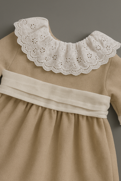 Vestido HG em linho c/bordado inglês